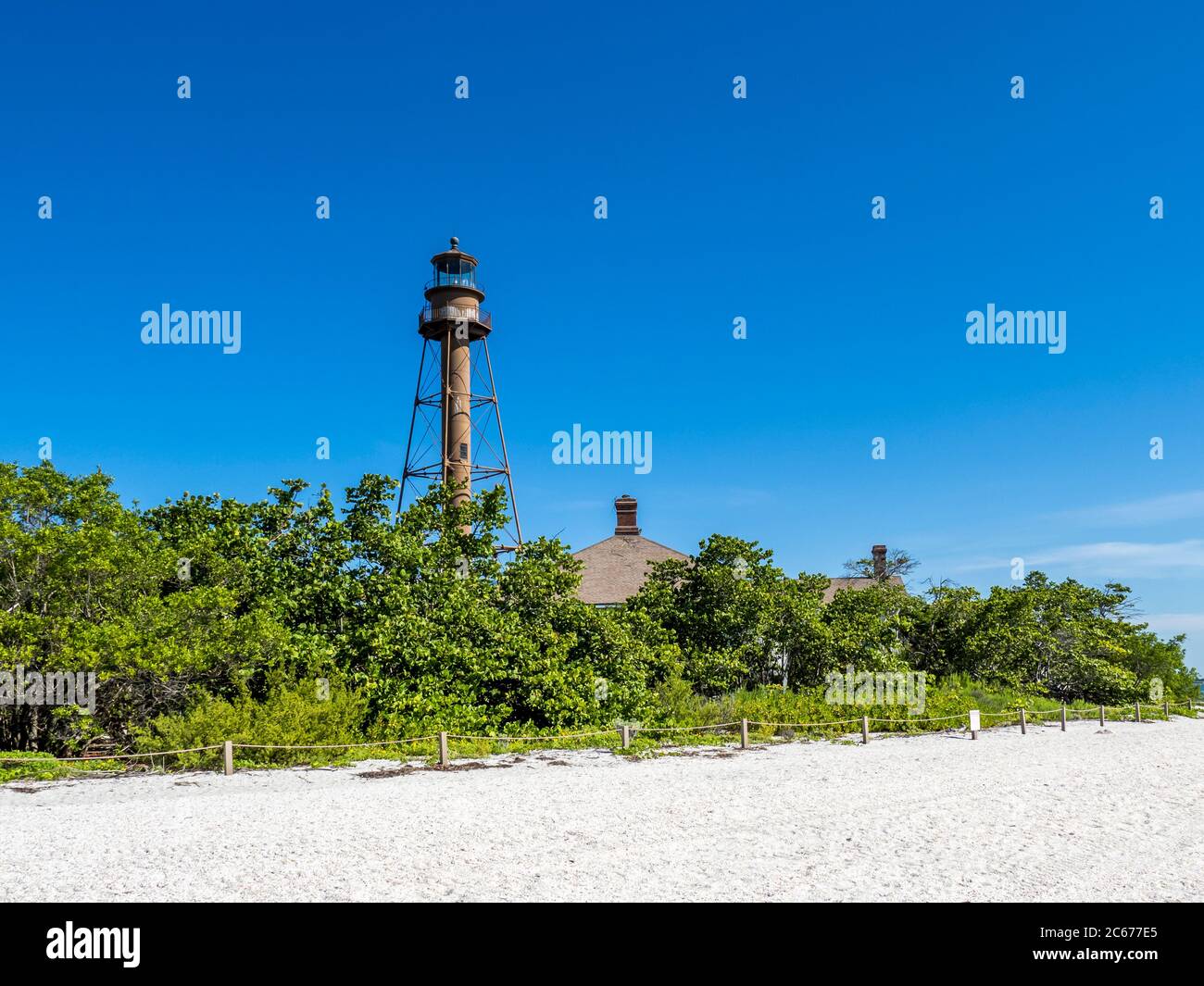 Il Sanibel Island Light o Point Ybel Light nel Lighthouse Beach Park sulla punta orientale dell'isola di Sanibel nel Golfo del Messico in Florida USA Foto Stock