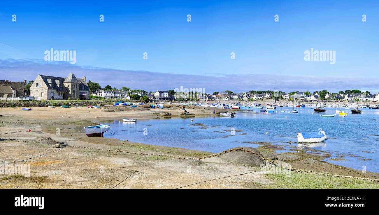 Paesaggio di Tregastel, Costa di granito Rosa, Cotes dArmor, regione della Bretagna, Francia, Europa Foto Stock