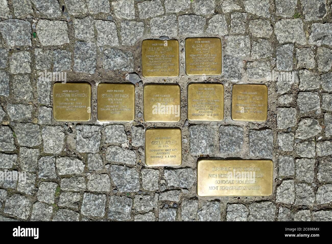 Le pietre di inciampo a Berlino, Germania Foto Stock