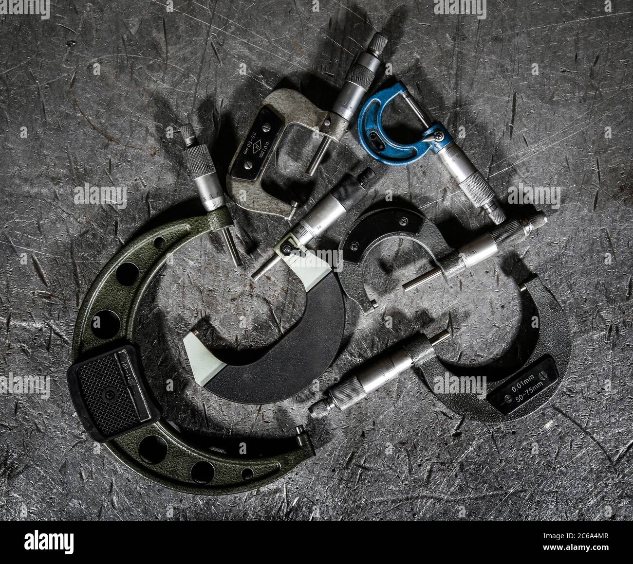 Strumenti di misura industriali. Micrometro e .. Foto Stock