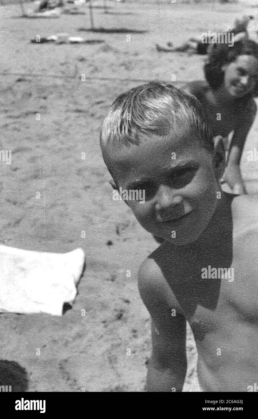 HS674 George W. Bush a Kennebunkport. 1953 Photo credit: George Bush Presidential Library Foto Stock