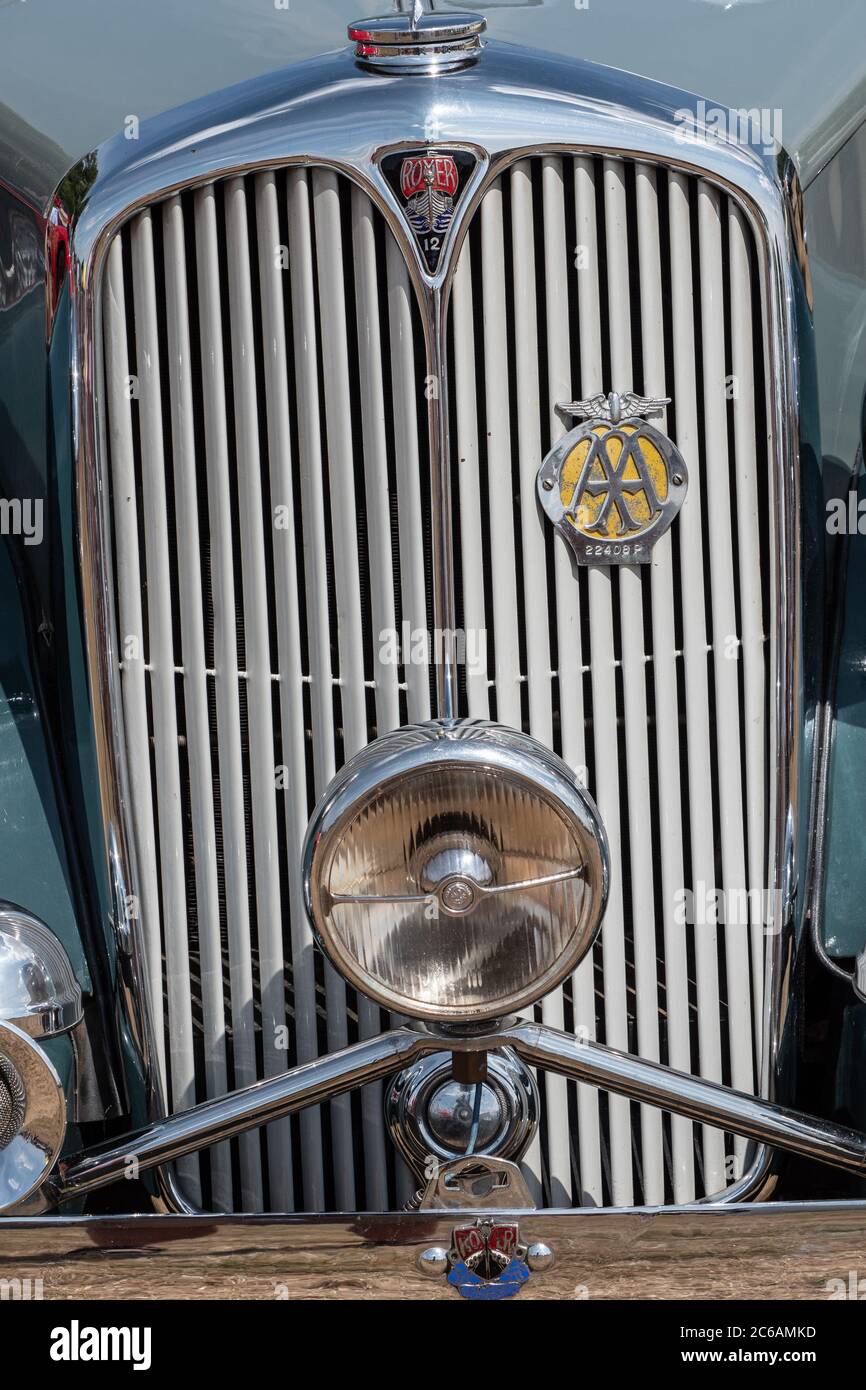 La griglia di una Rover 12 classica auto britannica Foto Stock