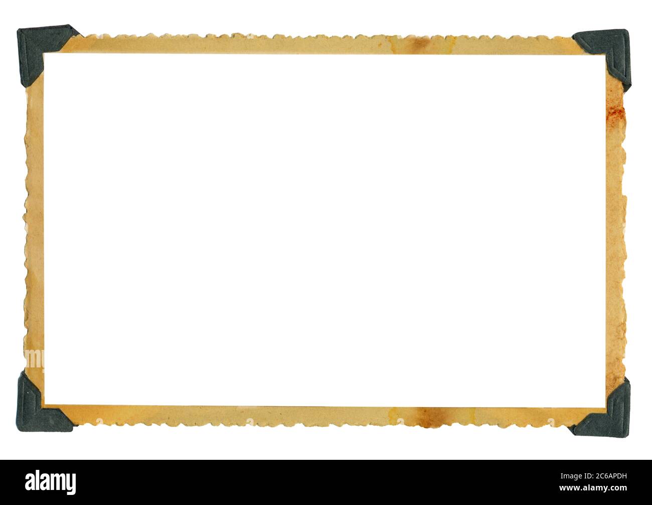 vecchia cornice fotografica grugnosa, fotografia vuota con angoli foto, isolato su sfondo bianco, spazio libero per le foto Foto Stock