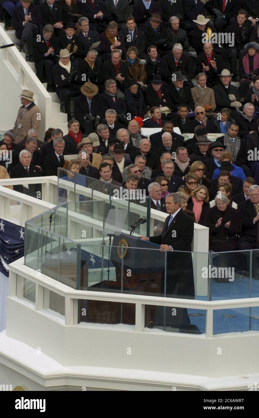 Washington, D.C.USA, 20 gennaio 2005: Cerimonia di inaugurazione negli Stati Uniti Capitale per il giuramento del presidente Bush per il suo secondo mandato. ©Bob Daemmrich Foto Stock