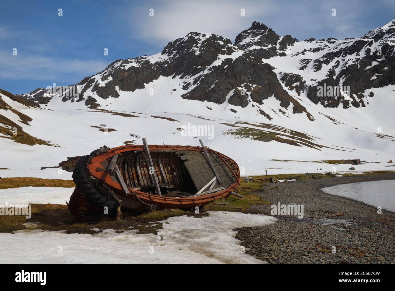 Relitto di balenottiera, ex stazione di caccia alle balene di Grytviken, King Edward Cove, Georgia del Sud e le isole di Sandwich, Antartide, regioni polari Foto Stock