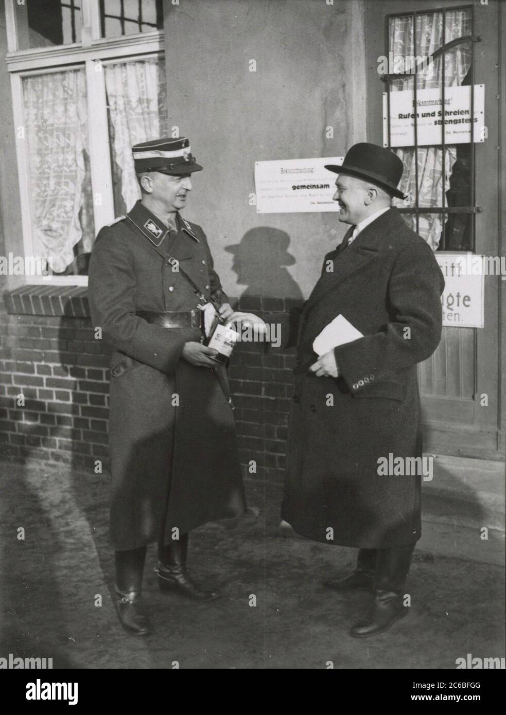 Collezione per la WHW Heinrich Hoffmann Fotografie 1934 fotografo ufficiale di Adolf Hitler, e un politico nazista e editore, che era un membro del circolo intimo di Hitler. Foto Stock