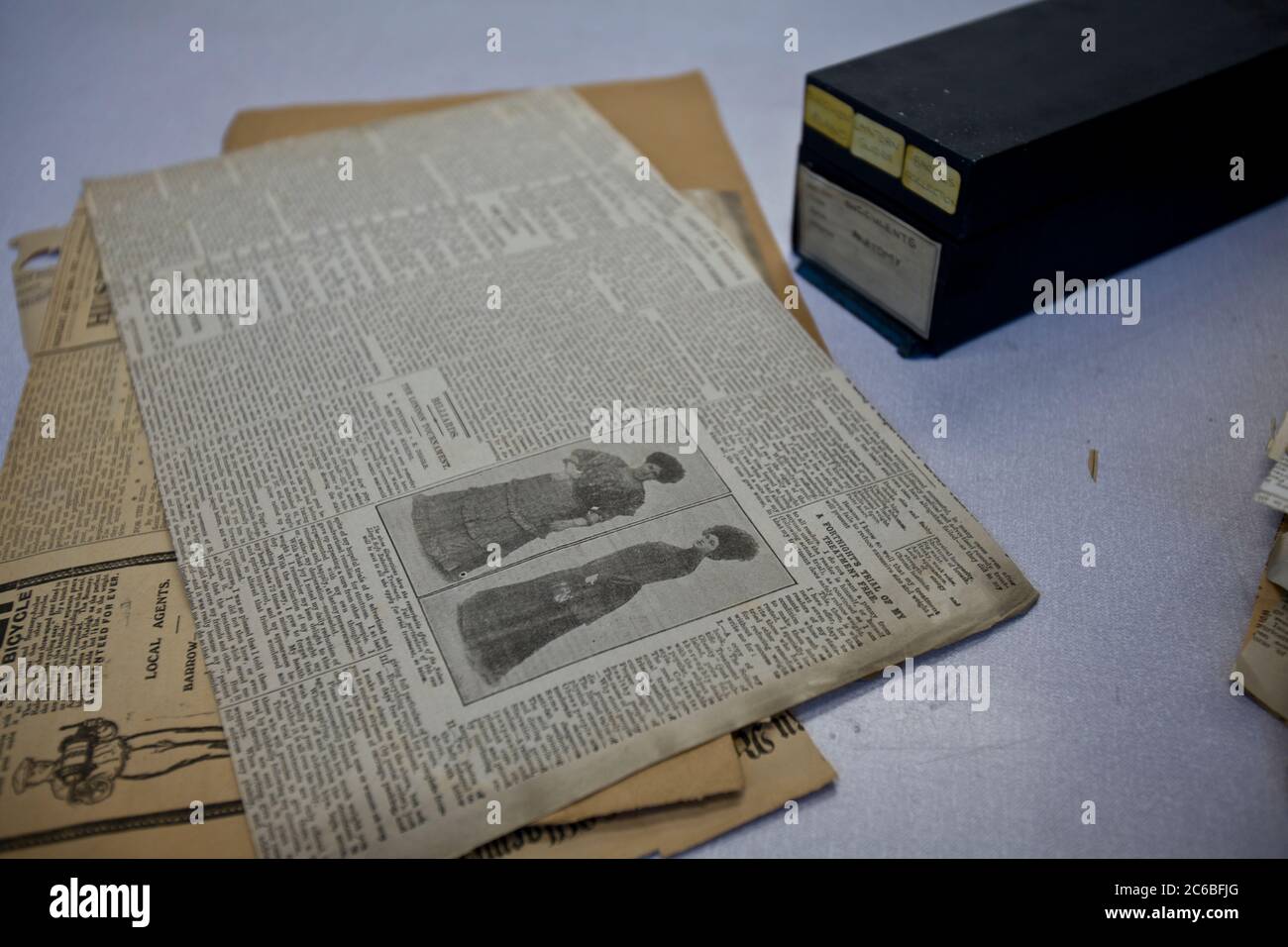 Vecchio annuncio del giornale da fine 1800's per una perdita di peso coction.Dieta, dieta, erbe, quackery, prima e dopo le foto Foto Stock