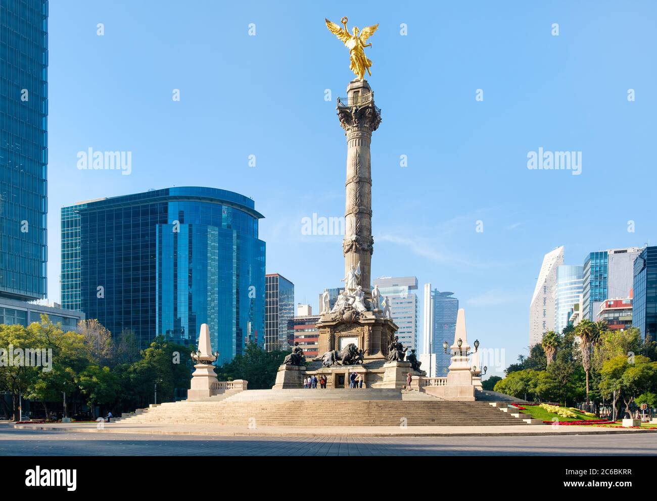 L'Angelo dell'Indipendenza e il Paseo de la Reforma a Città del Messico Foto Stock