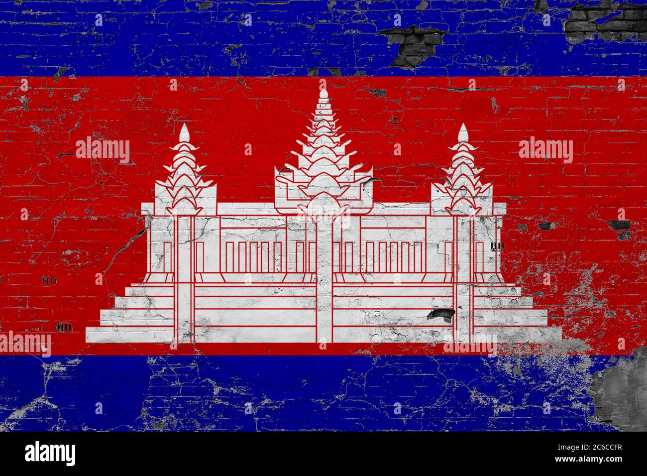 Bandiera Cambogia su grunge superficie graffiata in cemento. Storia nazionale d'annata. Concetto di parete retrò. Foto Stock