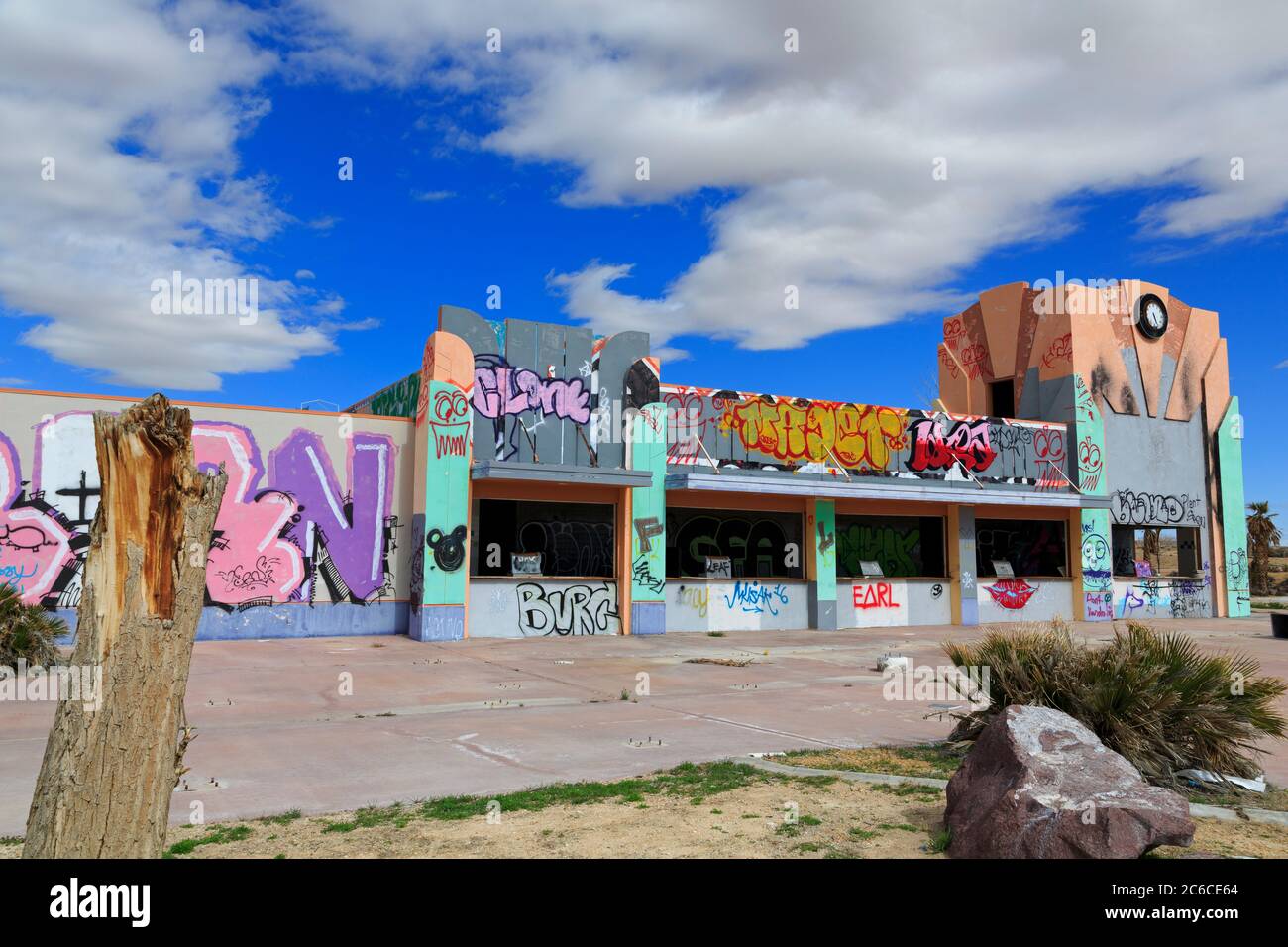 Abandoned Rock-A-Hoola Waterpark, Yermo, California, USA Foto Stock
