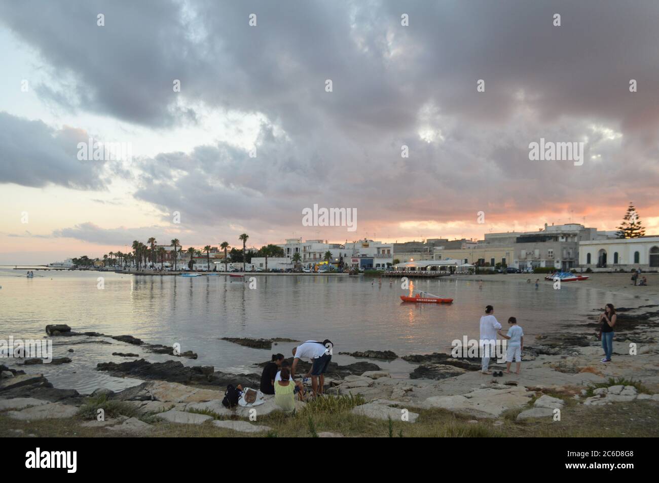 La piccola baia di Porto Cesareo, in Puglia. Foto Stock