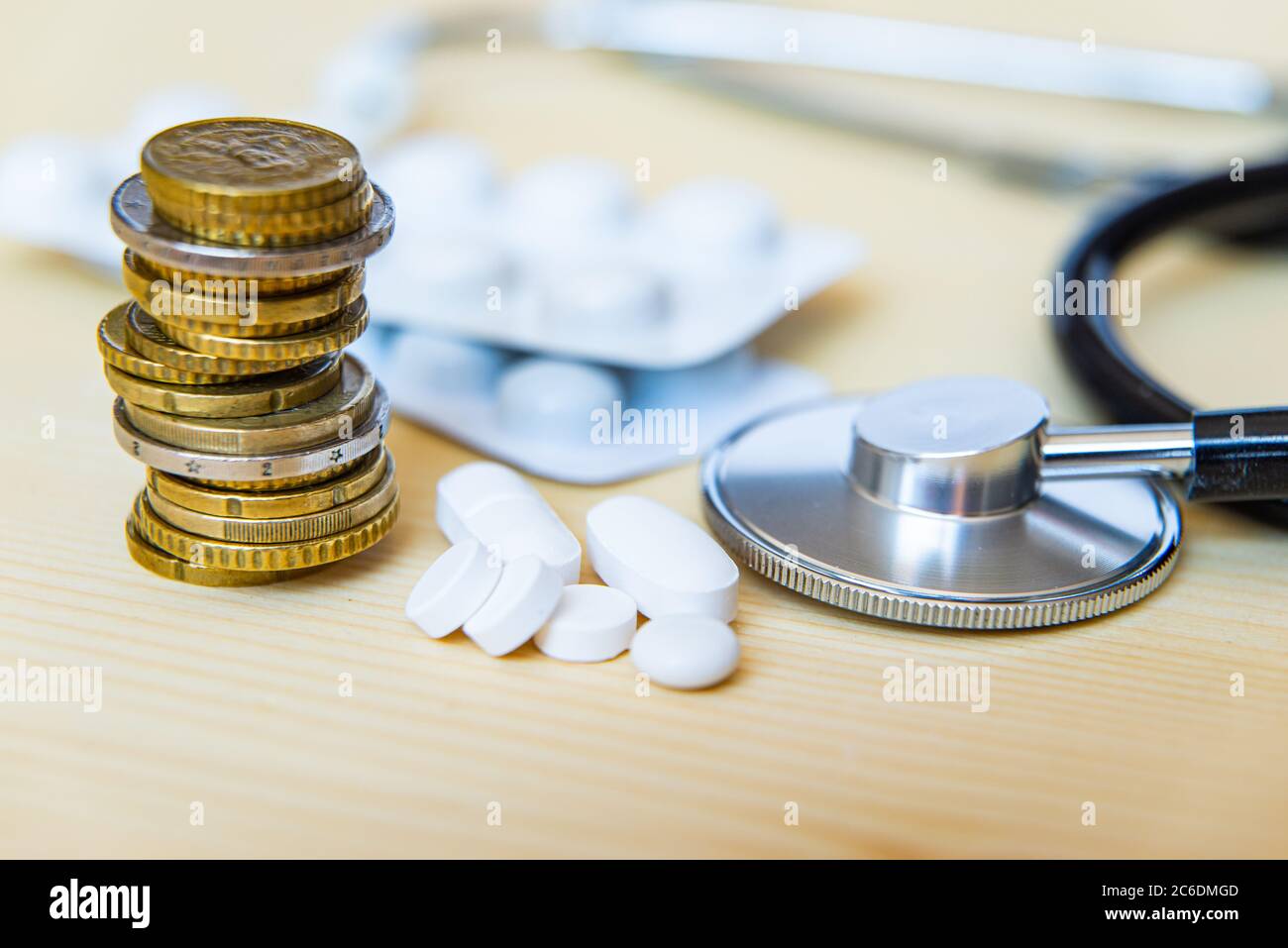 Costo dell'assistenza medica; spese sanitarie Foto Stock