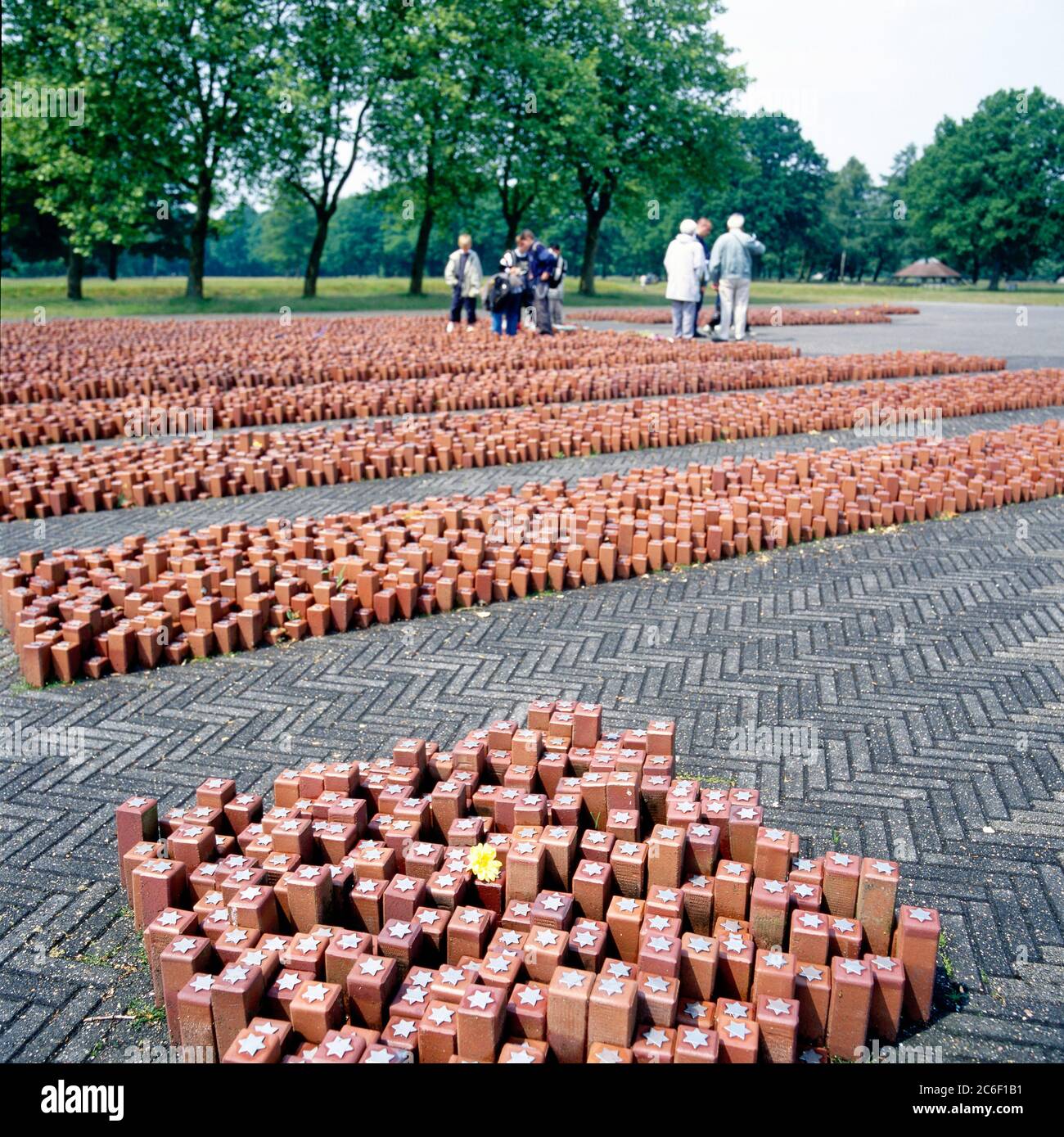 Westerbork, Olanda-30 maggio 2019: Monumento in memoria delle vittime dell'ex campo Westerbork. Più di centomila ebrei sono stati deportati dal We Foto Stock