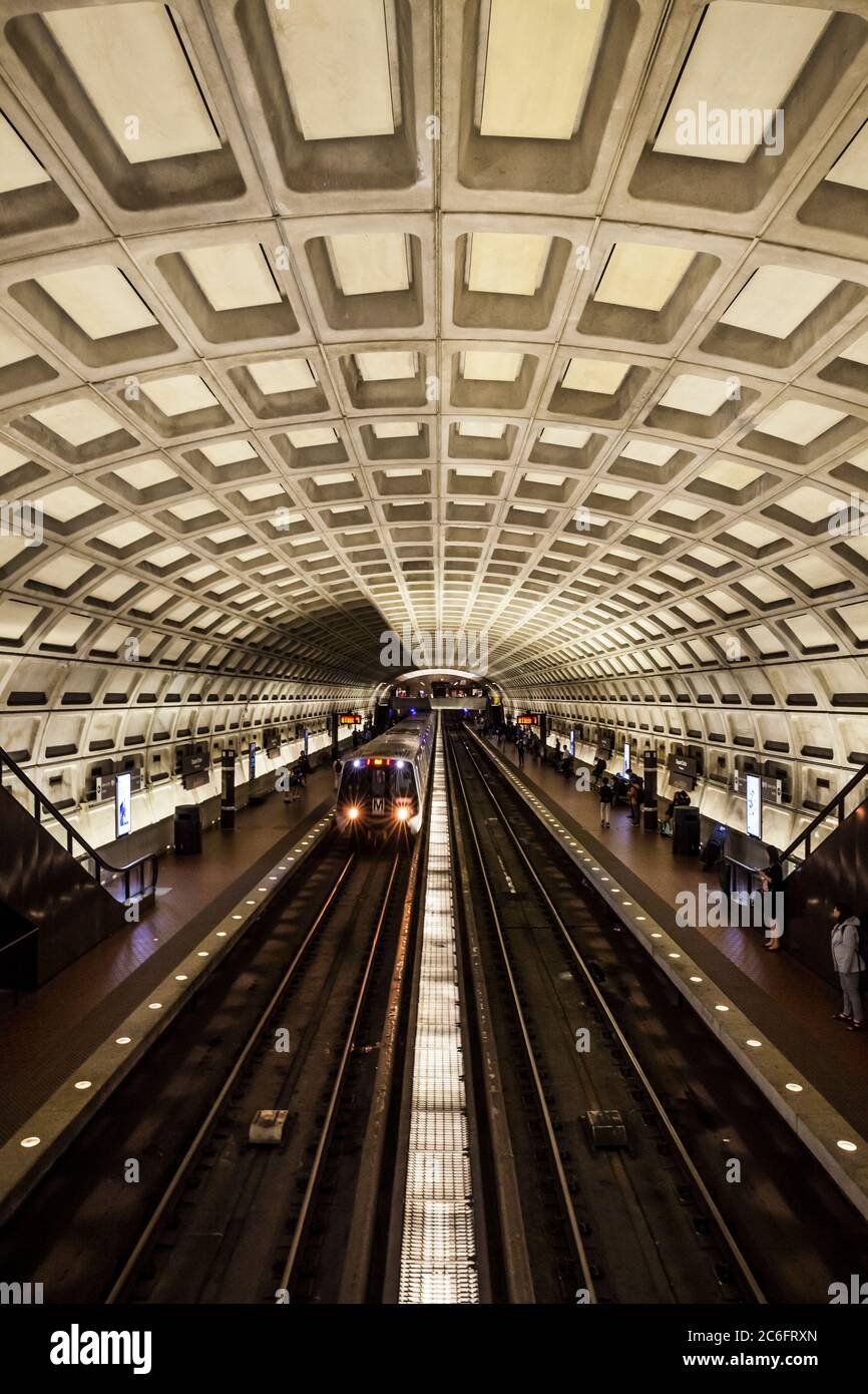 La stazione della metropolitana Dupont Circle a Washington DC, USA. Foto Stock