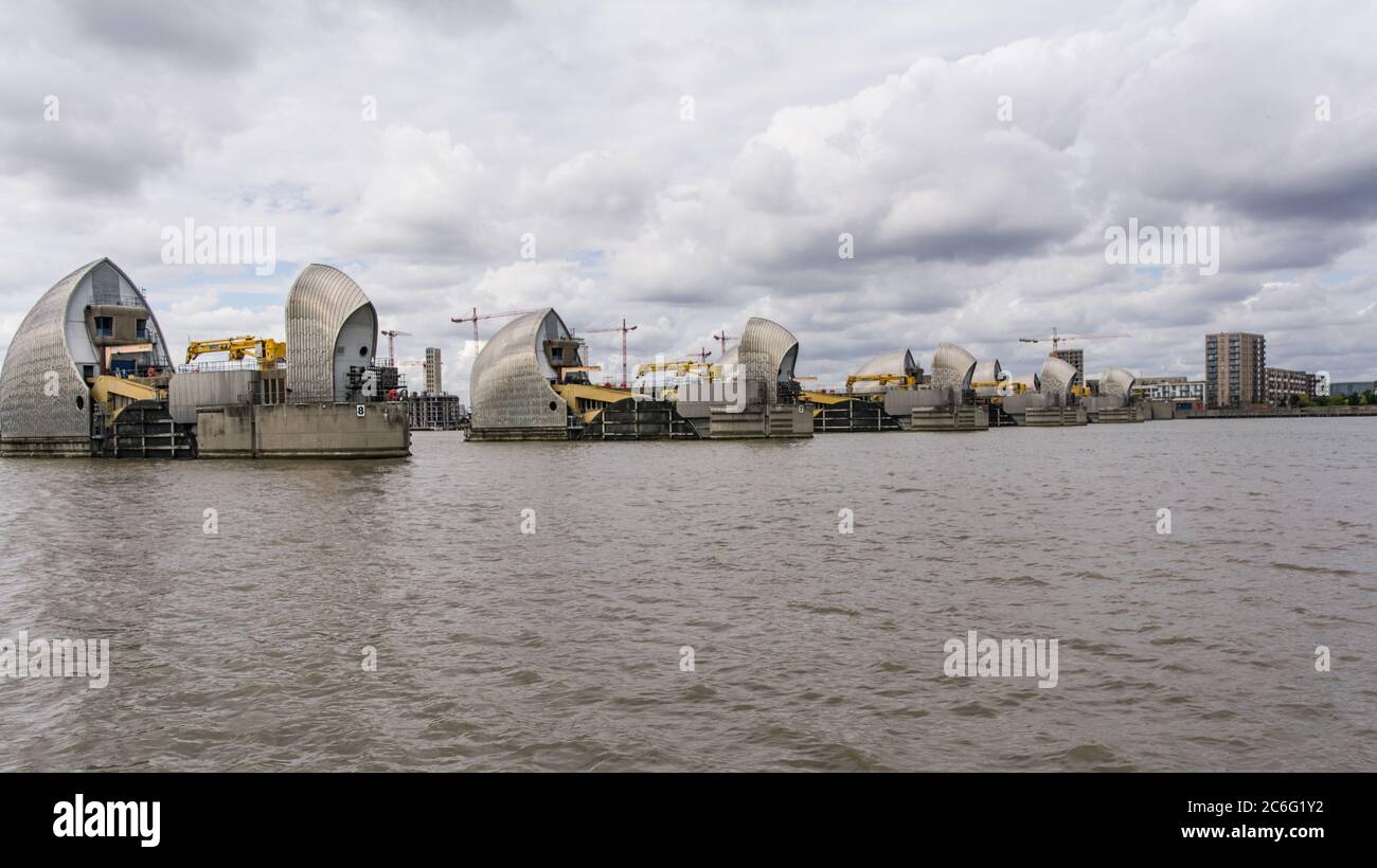 Thames Barrier, Woolwich, Londra, Inghilterra, Regno Unito Foto Stock