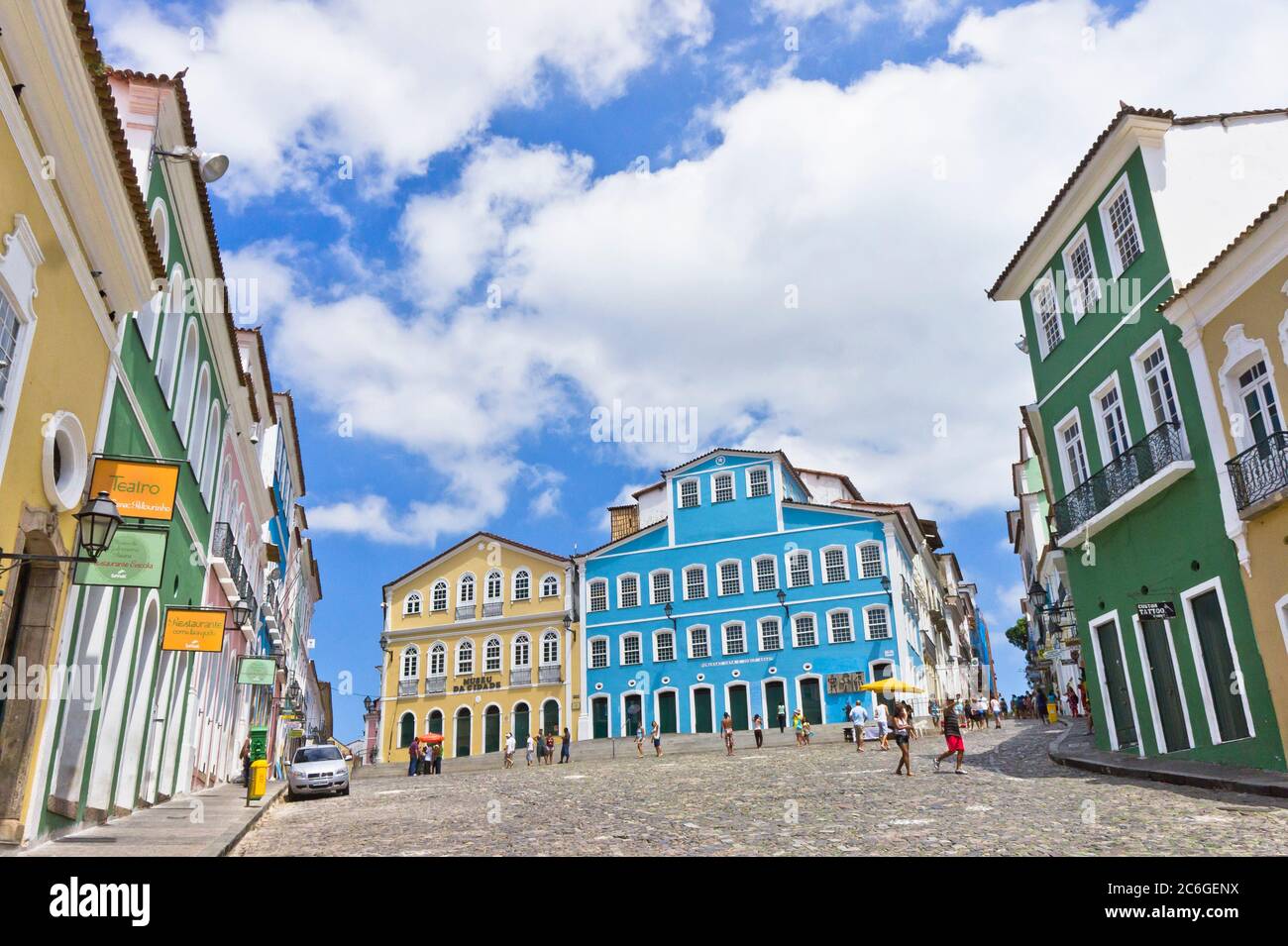 Salvador de Bahia, vista Pelourinho con edifici colorati, Brasile, Sud America Foto Stock