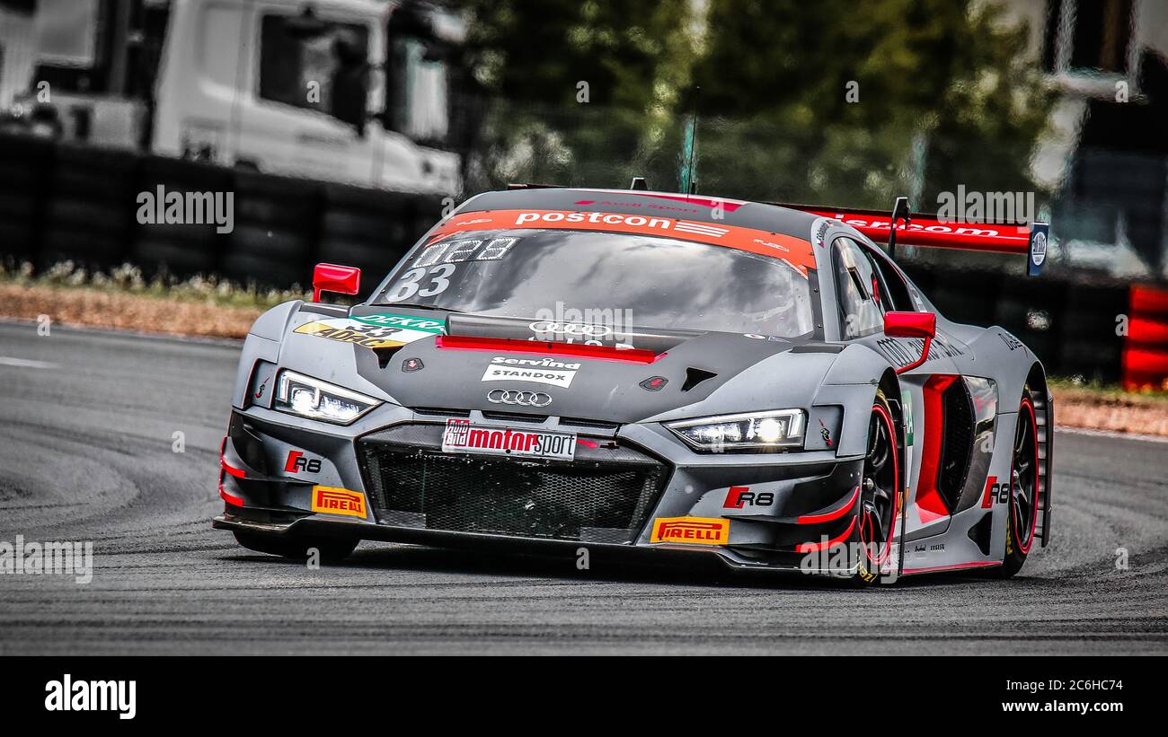 Oschersleben, Germania, 27 aprile 2019: Filip Salaquarda guida l'Audi R8 LMS del Team ISR durante una gara di gara in una gara DI auto MASTER GT Foto Stock