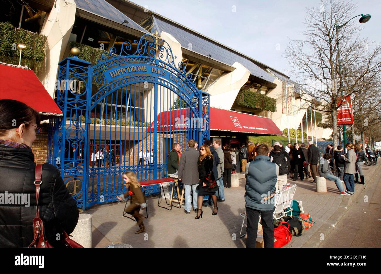 Parigi, Francia 20080127 Prix d'Amérique è una corsa di imbragatura che si tiene a Parigi, in Francia, presso l'Ippodromo di Vincennes. La gara si svolge l'ultima Domenica di gennaio ogni anno, Foto Gippe Gustafsson Foto Stock