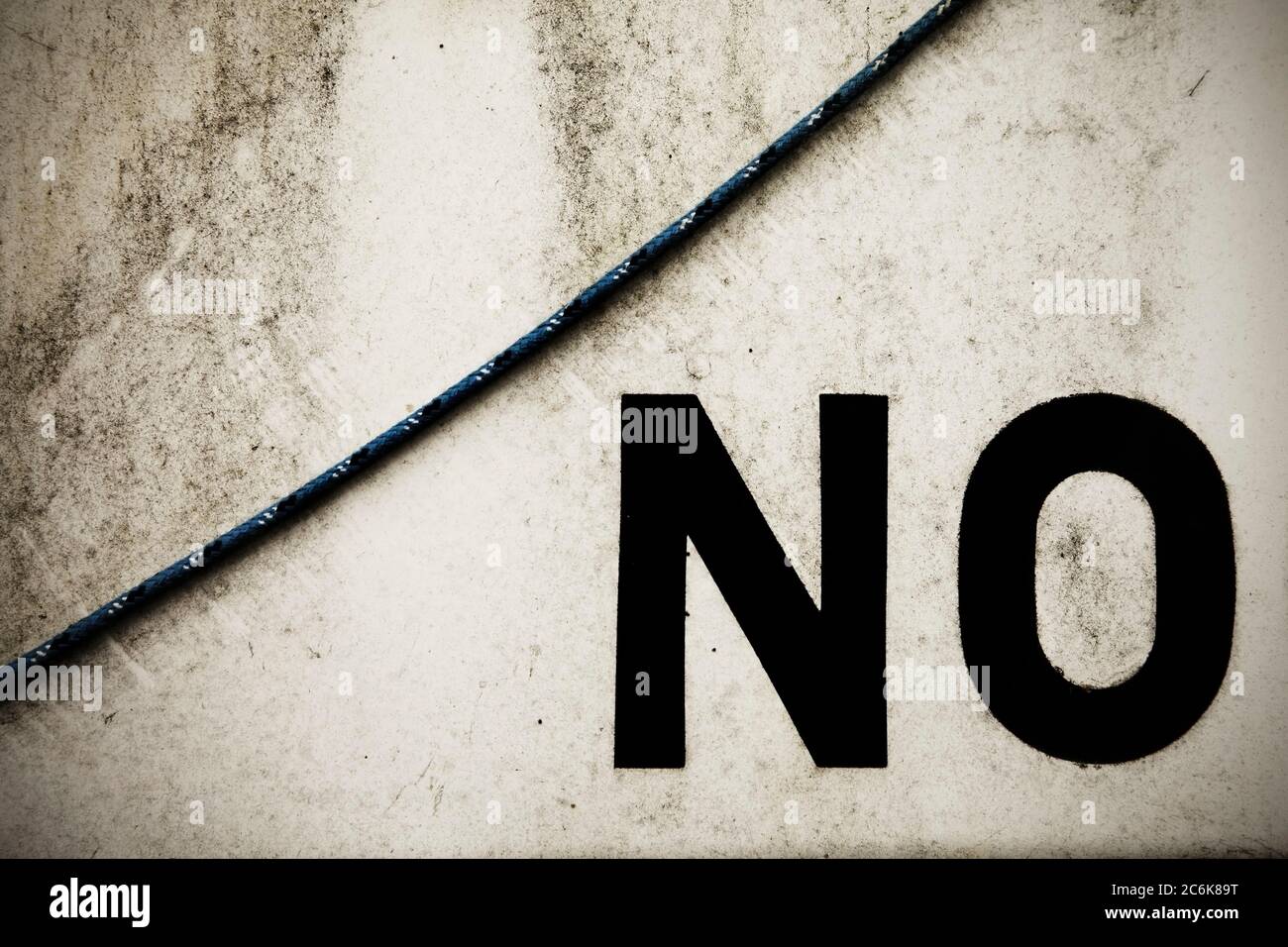 "NO" su fondo bianco sporco, Foto Stock