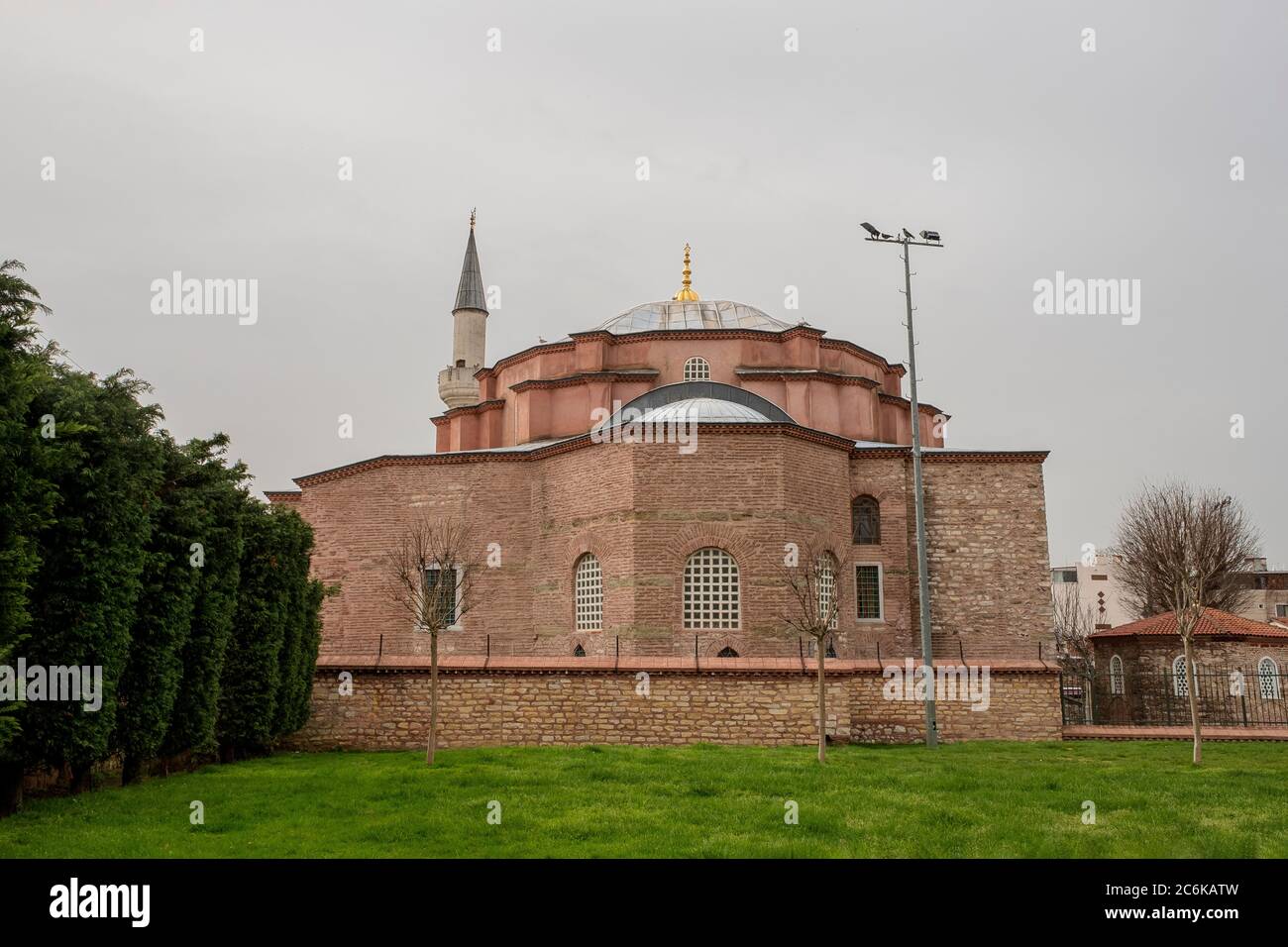 Piccola Hagia Sophia è una ex chiesa ortodossa orientale dedicata ai Santi Sergio e Bacco a Costantinopoli, convertita in una moschea durante il Foto Stock