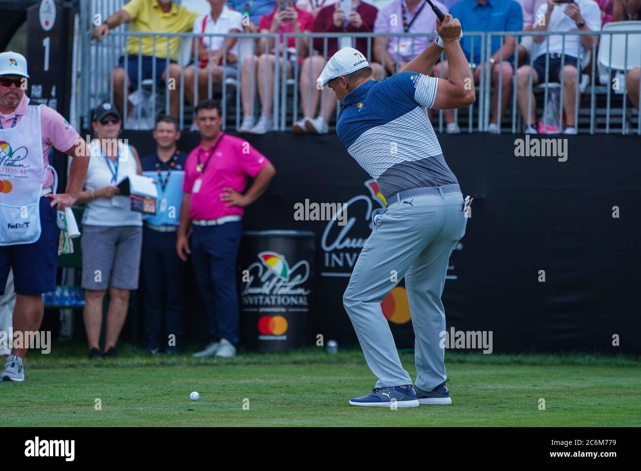 Bryson DeChambeau durante i gruppi del primo round di Arnold Palmer 2020 al Bay Hill Club Lodge a Orlando, Florida, giovedì 5 marzo 2020. Foto: Marty Jean-Louis Foto Stock