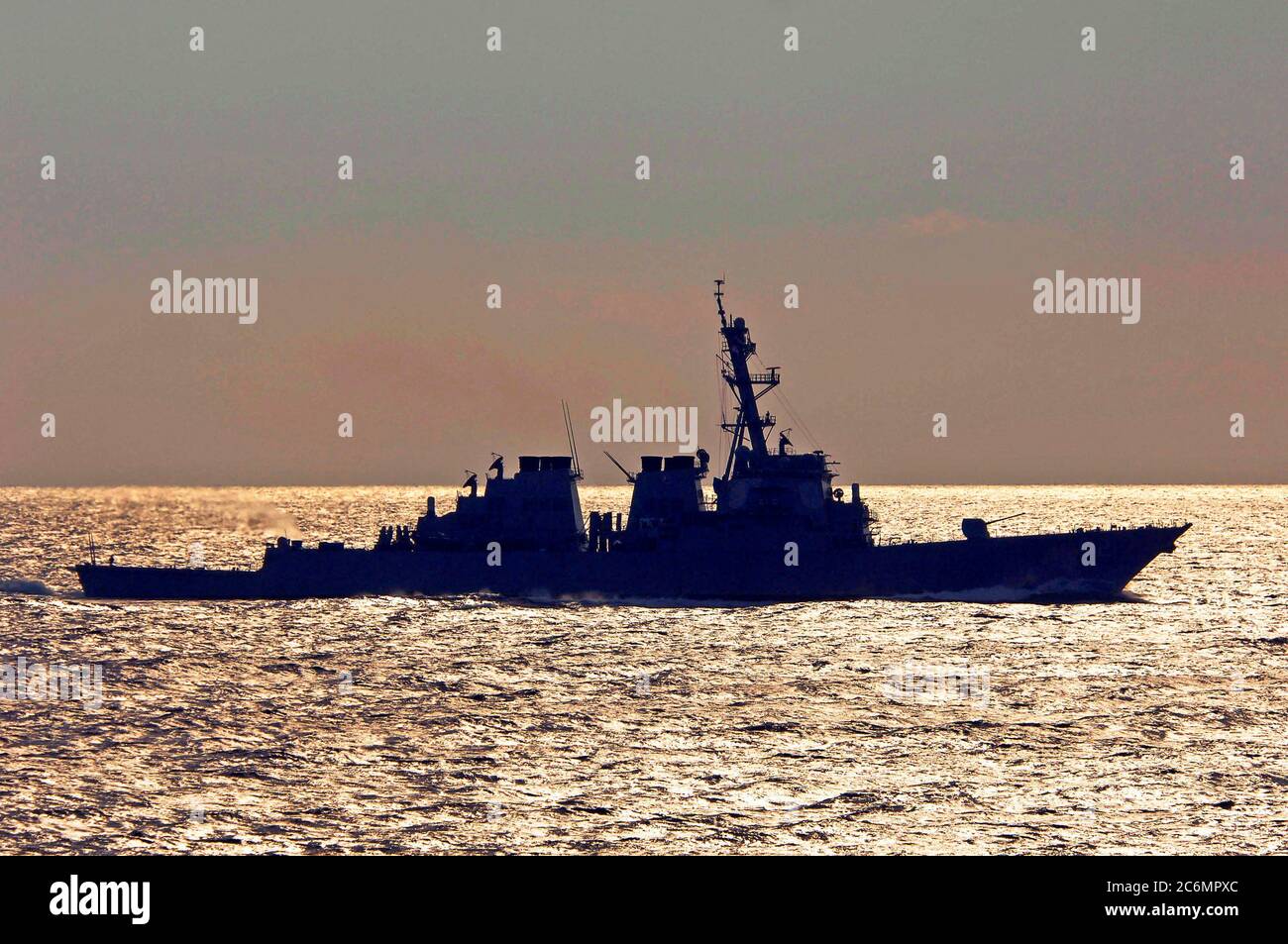 Gli Stati Uniti Navy Arleigh Burke Class Missile Destroyer USS FITZGERALD (DDG 62), in corso sul Mare della Cina del Sud il 7 dicembre, 2006. Foto Stock