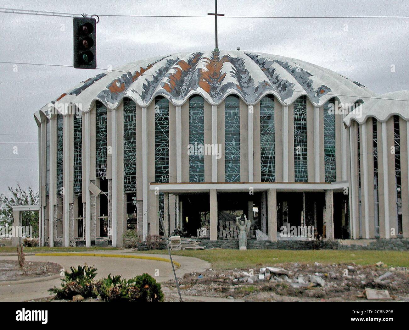 Uragano Katrina dopo - danneggiato chiesa edificio Foto Stock