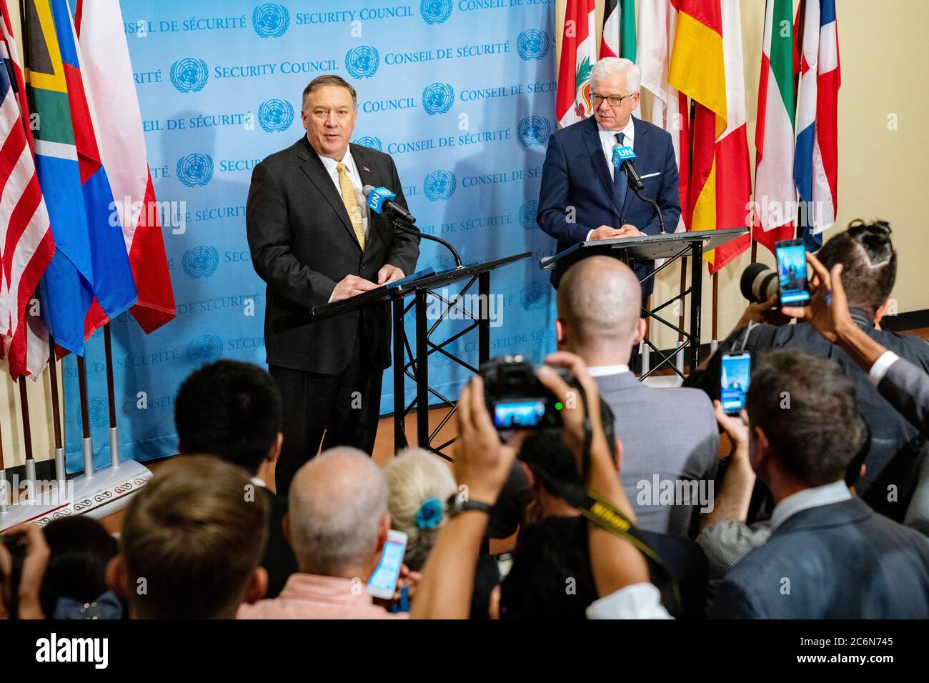 Il Segretario Pompeo ha una disponibilità stampa congiunta con il Ministro degli Esteri polacco Jacek Czaputowicz, a New York, New York, 20 agosto 2019 Foto Stock