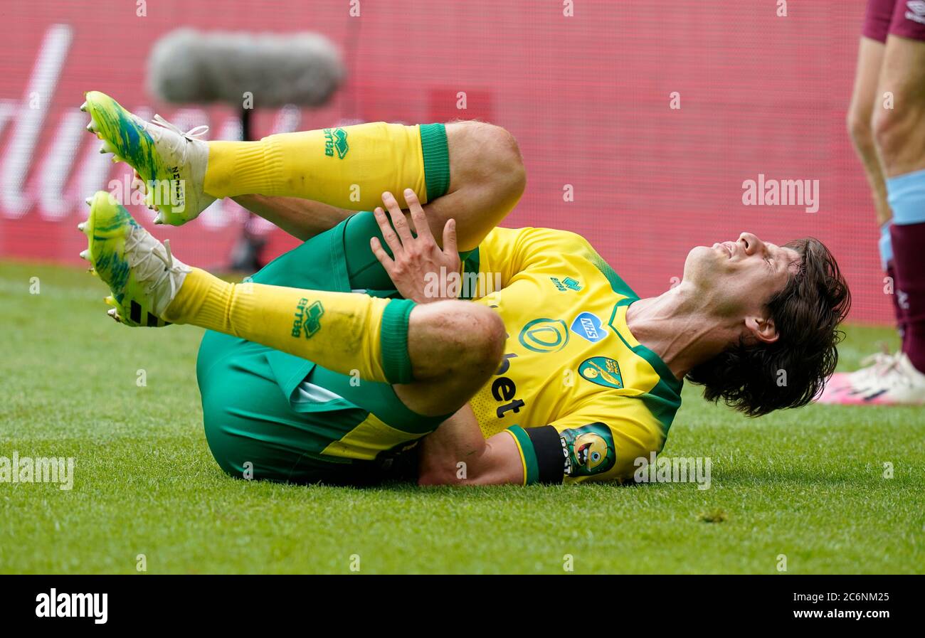 Timm Klose di Norwich City reagisce dopo essere partito durante la partita della Premier League a Carrow Road, Norwich. Foto Stock