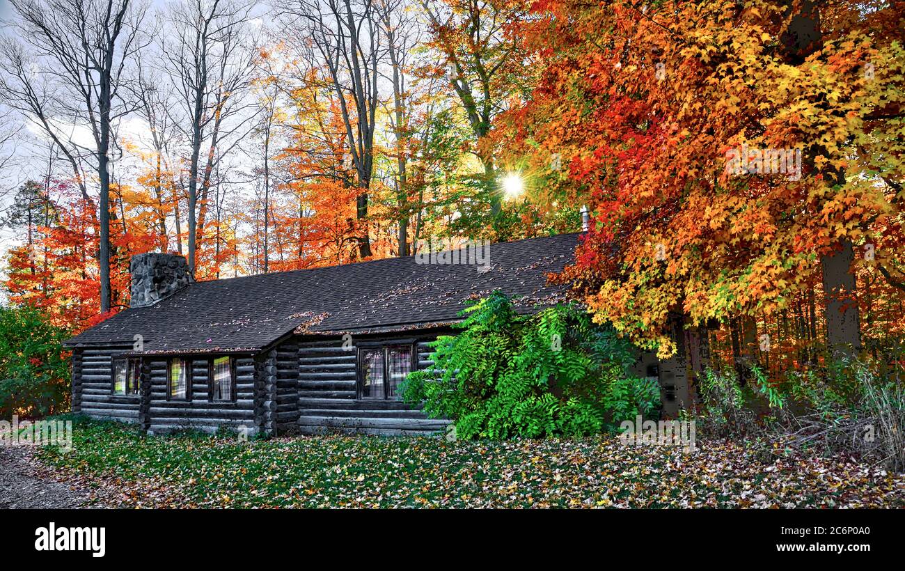 Casa costruita su tronchi di legno in autunno, King City, Ontario, Canada. Foto Stock