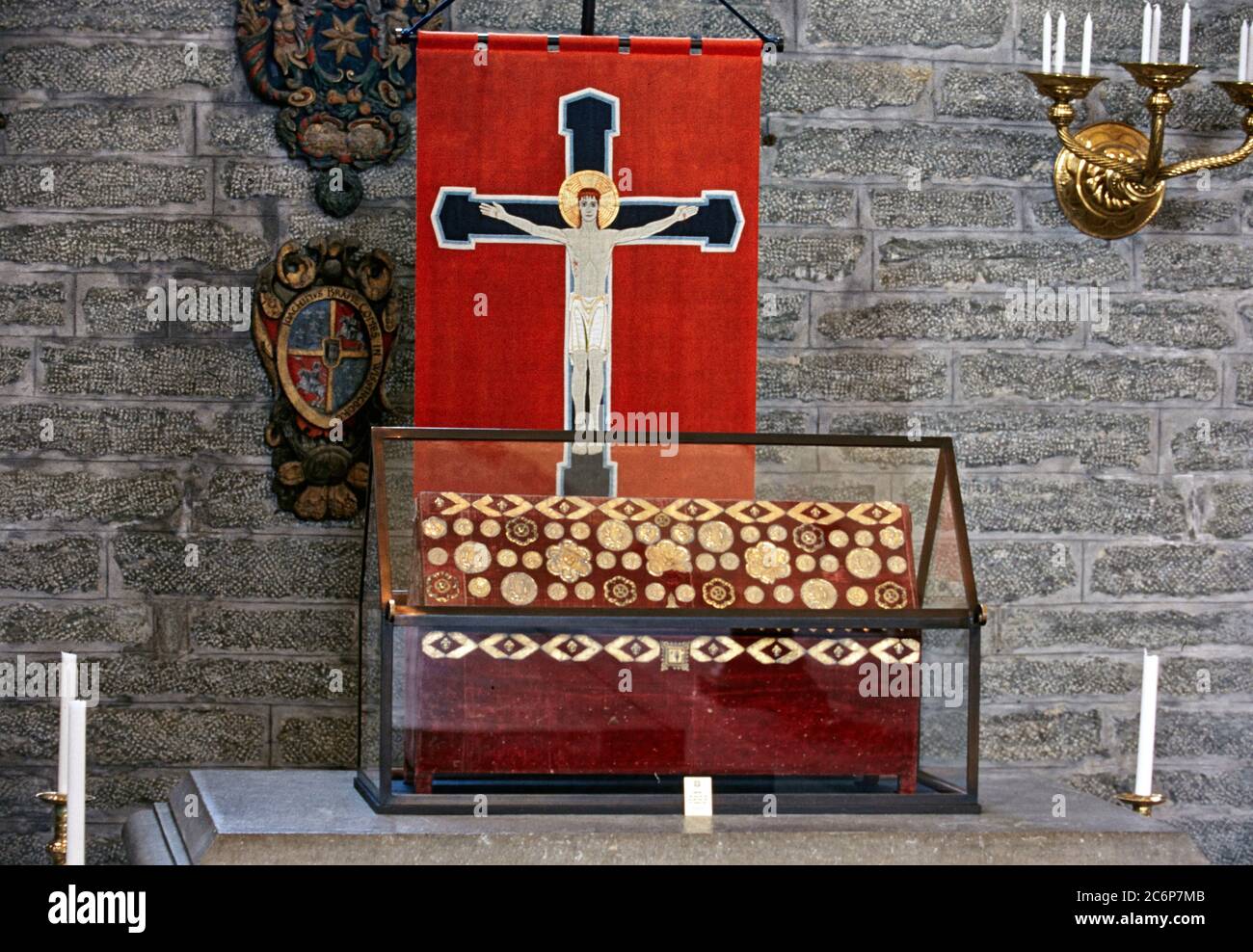 Il santuario di San Birgitta nella chiesa abbaziale, Vadstena. Il santuario di Birgitta con le reliquie sacre di San Birgitta Foto Stock