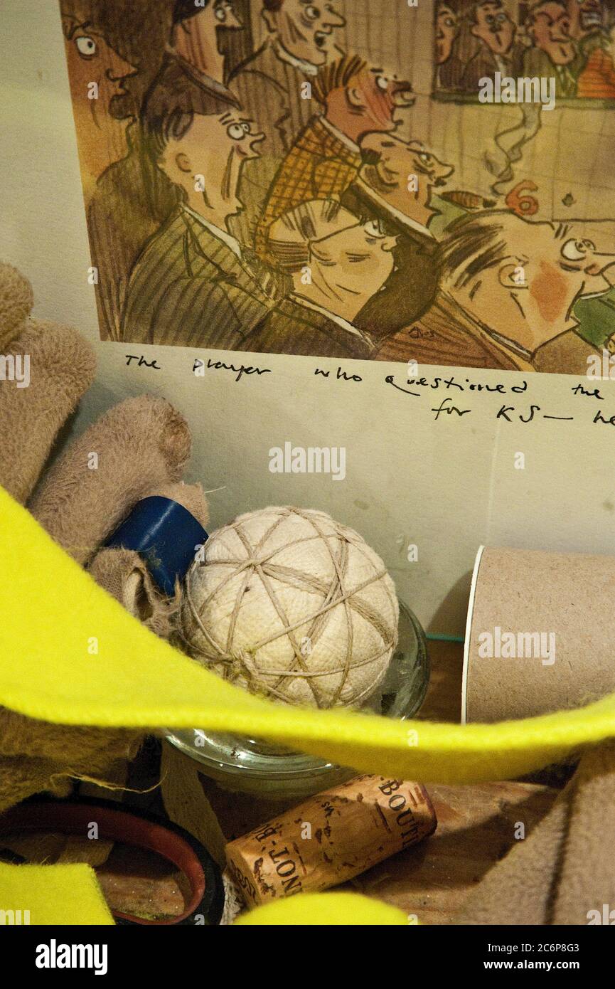 vere palle da tennis in costruzione Foto Stock