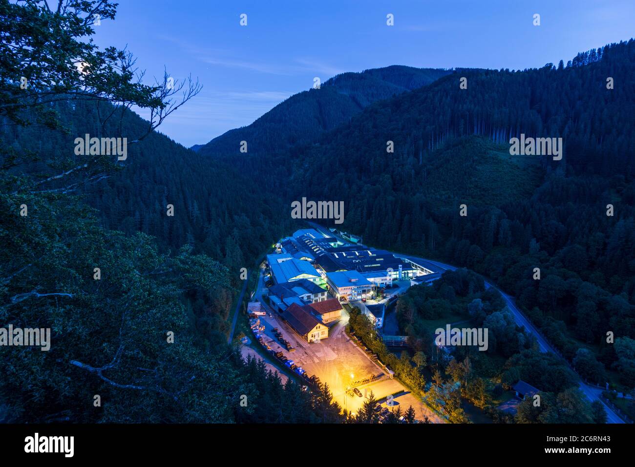 Thörl: Fabbrica Joh. Pengg AG, industria siderurgica tipica, filiera, Valle di Thörlbach a Hochsteiermark, Steiermark, Stiria, Austria Foto Stock