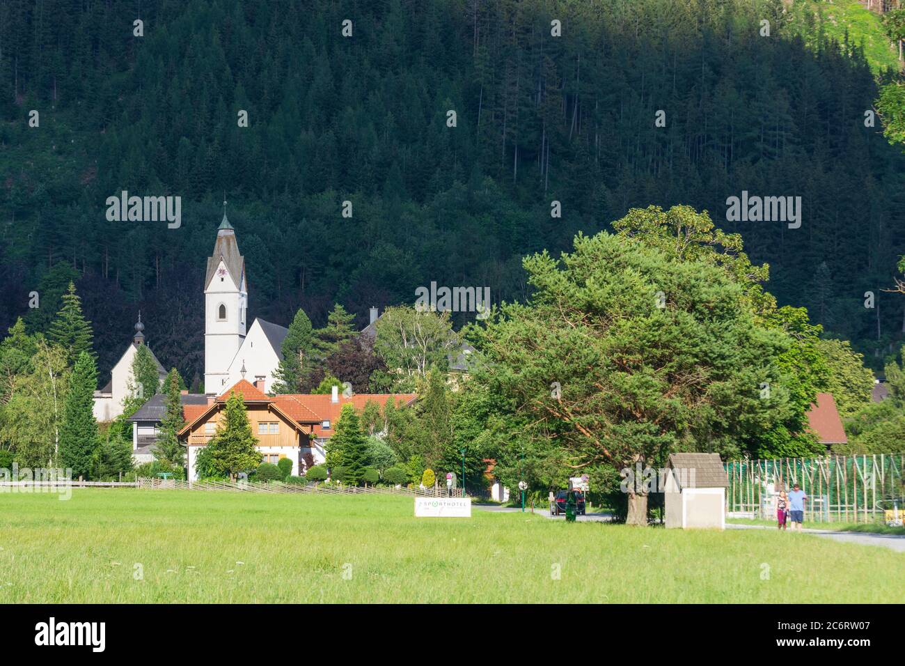 Tragöß-Sankt Katharein: chiesa di Tragöß a Hochsteiermark, Steiermark, Stiria, Austria Foto Stock