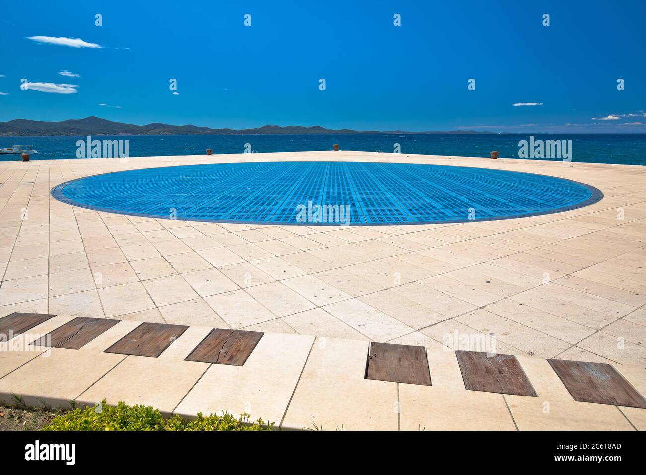 Zara. Famosi saluti al sole Zara solare alimentato impianto turistico,  Dalmazia regione della Croazia Foto stock - Alamy