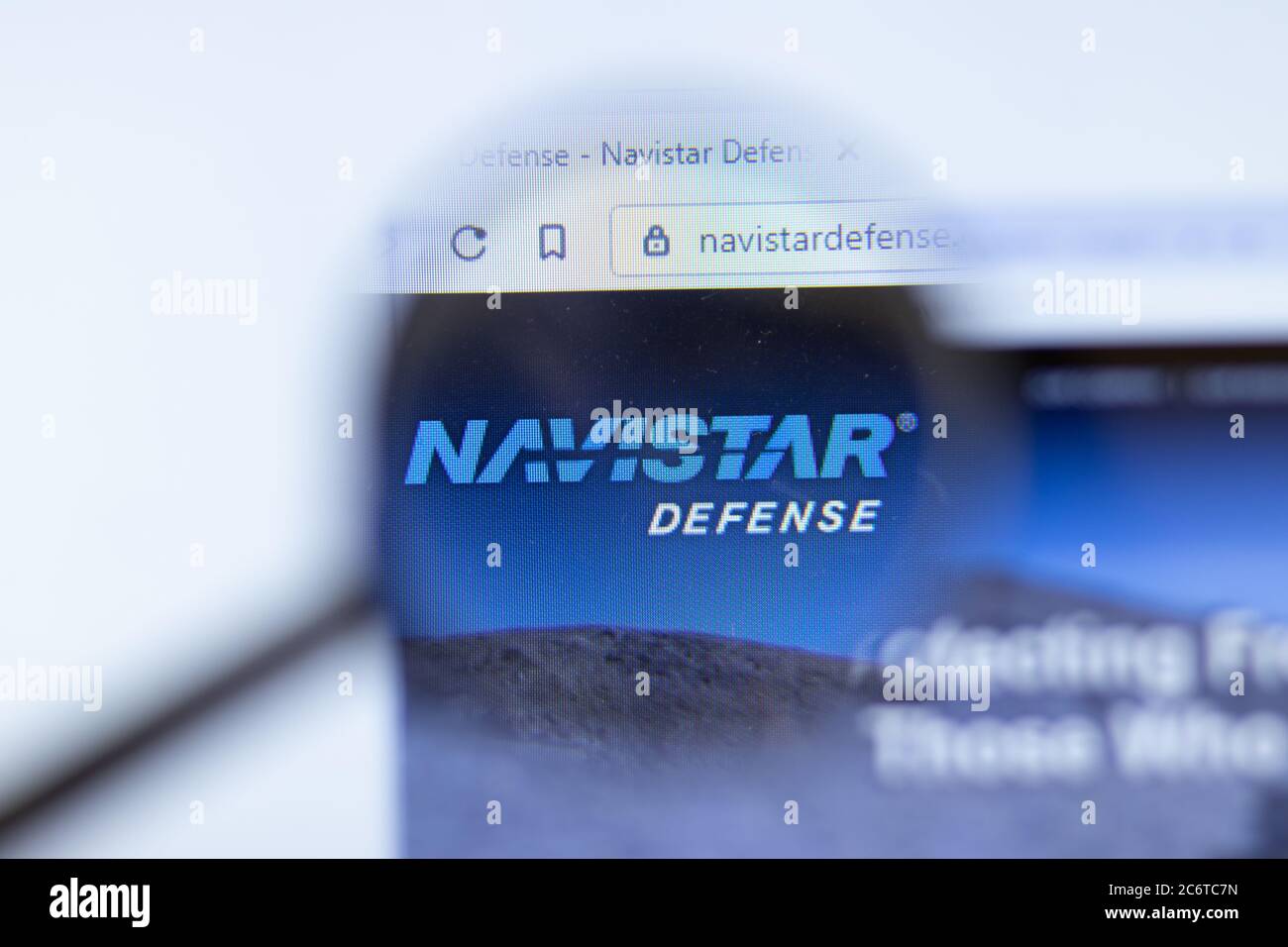Mosca, Russia - 1 giugno 2020: Sito Navistar Defense con logo , Editoriale illustrativo Foto Stock