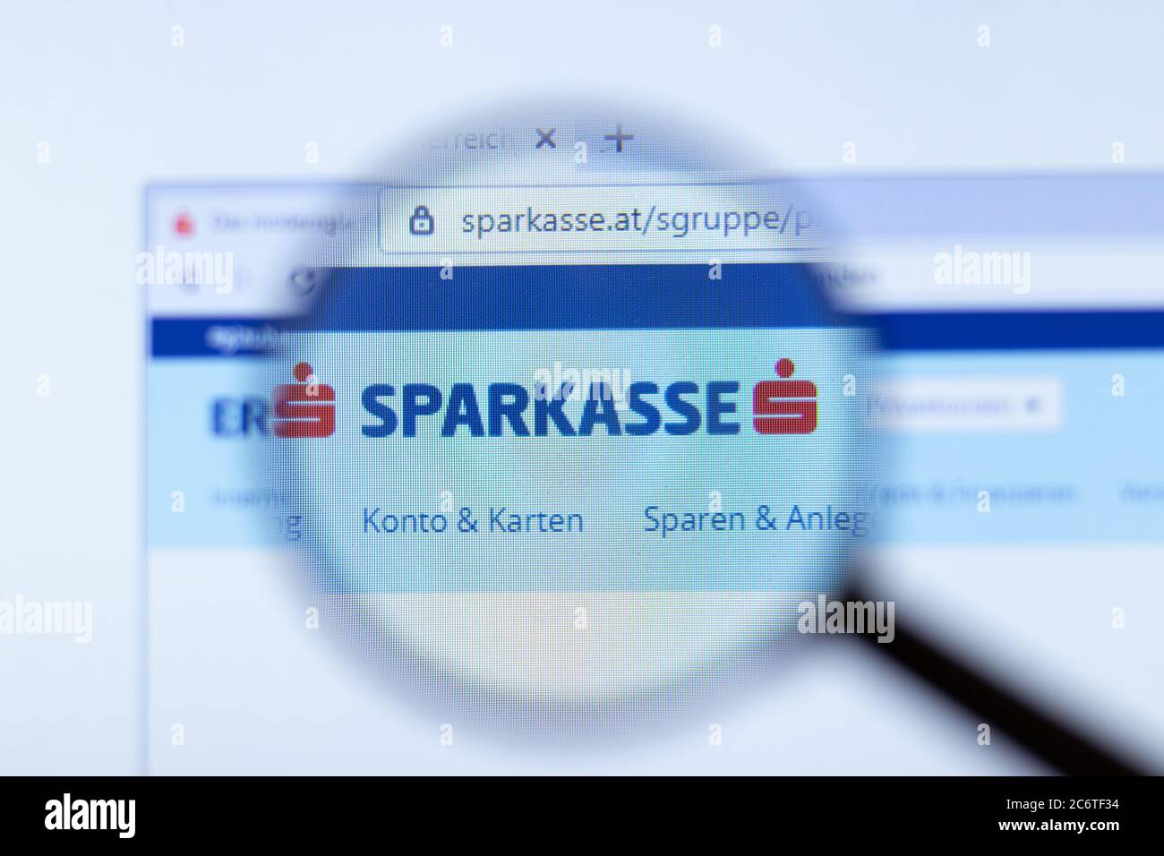 Mosca, Russia - 1 giugno 2020: Sito Sparkasse con logo , Editoriale illustrativo Foto Stock