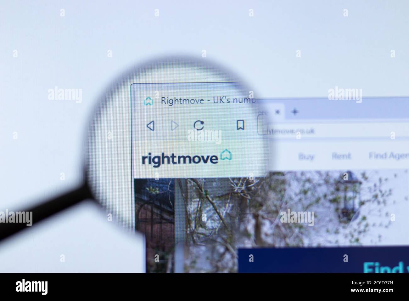 Mosca, Russia - 1 Giugno 2020: Sito web Rightmove con logo , Editoriale illustrativo Foto Stock