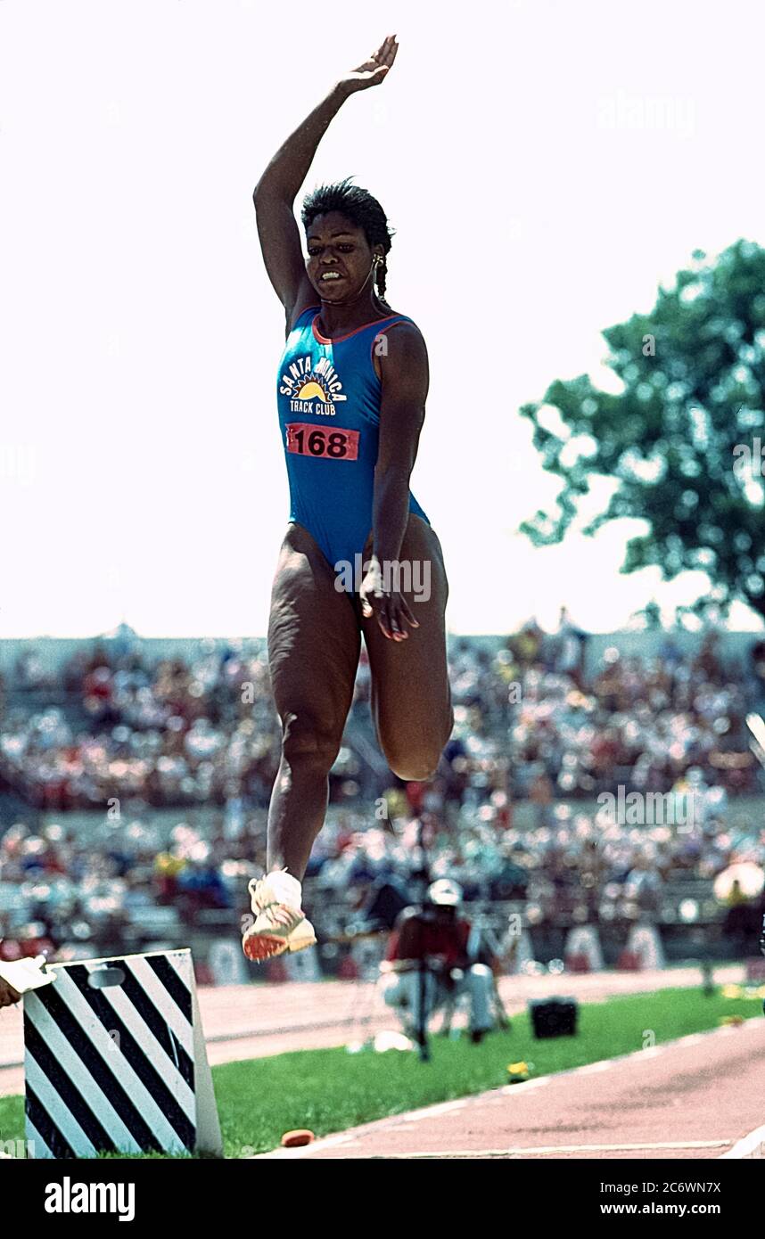 Carol Lewis (USA) si è disputato nel 1988 alle prove olimpiche e di squadra Foto Stock