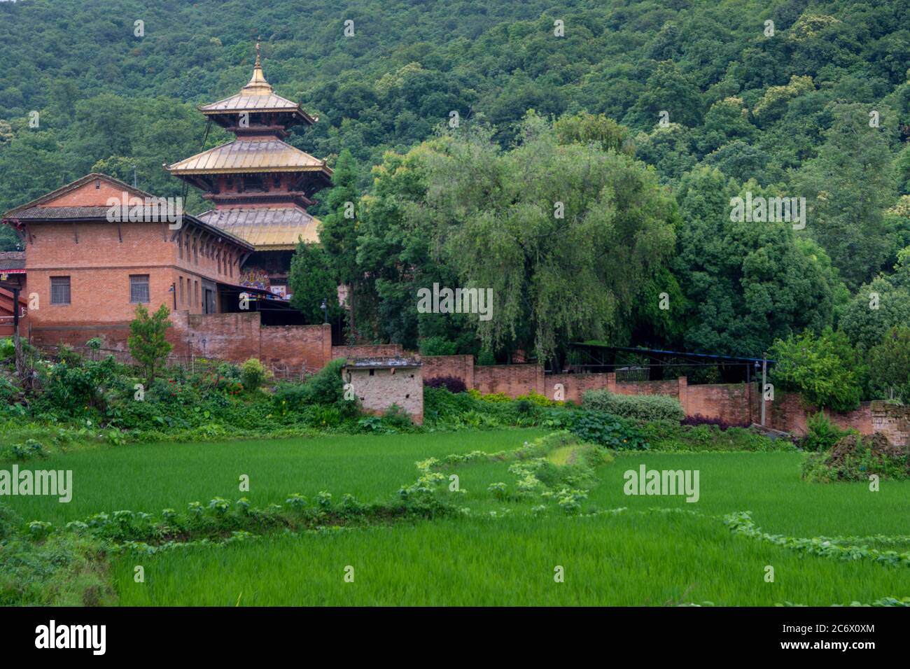 Tempio della dea di Chandeshwori da Banepa, Nepal Foto Stock