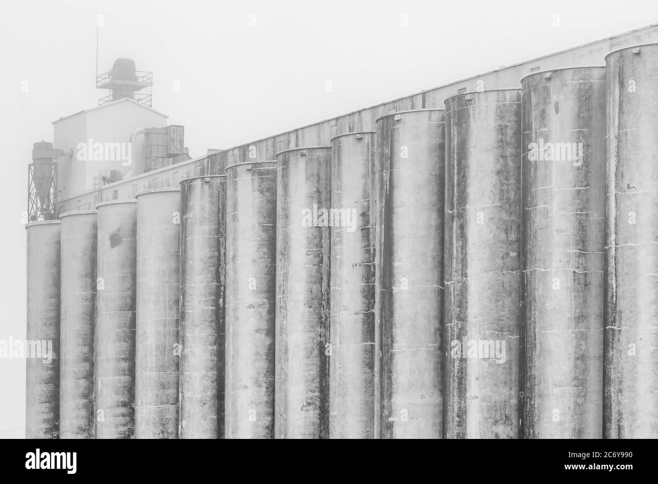 Silos di grano della Hansen Mueller Grain Co. Sul lungomare di Superior, Wisconsin, USA [No property release; disponibile per la licenza editoriale Foto Stock