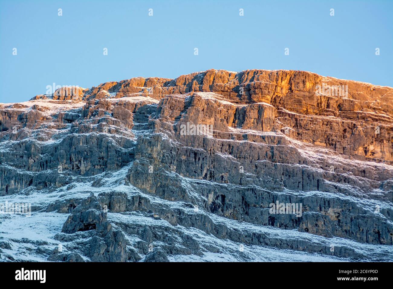 Cima di montagna vicino al col de la Colombiere, alta Savoia, alpi francesi , Auvergne-Rodano-Alpi, Francia Foto Stock