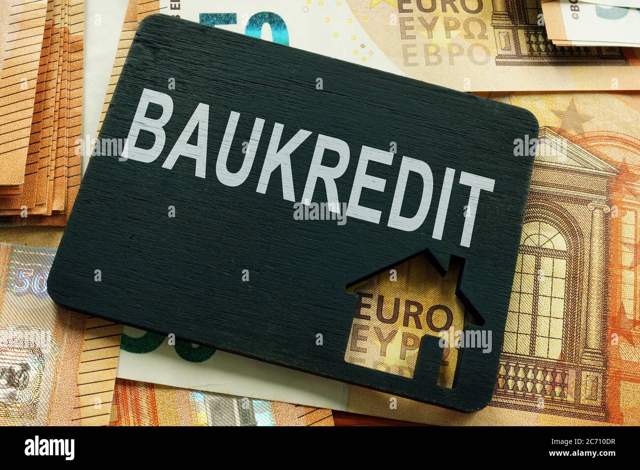 Prestito di costruzione di parola Baukredit sullo stack di euro. Foto Stock