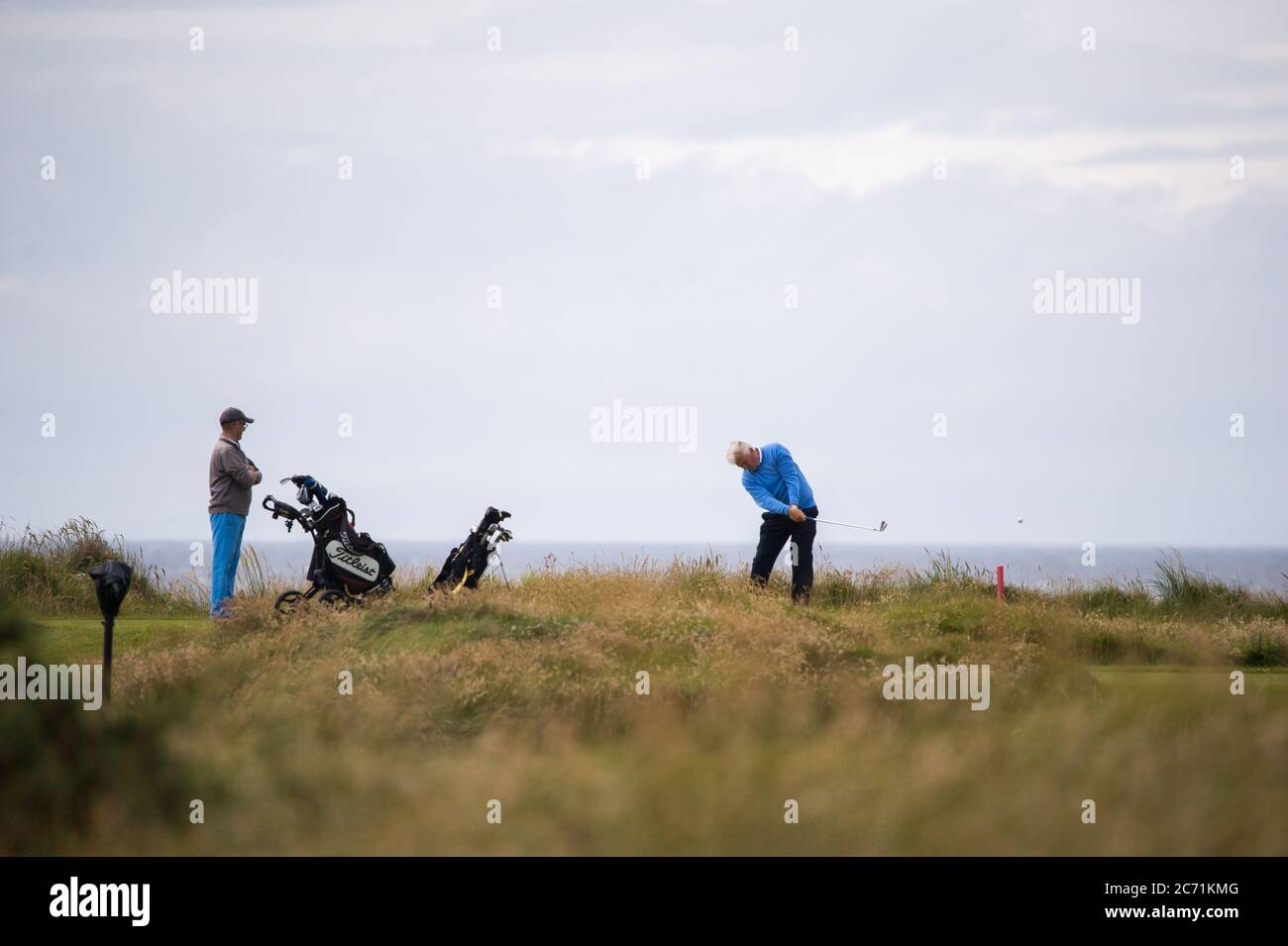 Turnberry, Scozia, Regno Unito. 13 luglio 2020. Nella foto: Sono stati fatti nuovi inviti a indagare sui rapporti commerciali di Trump dopo che il resort Trump Turnberry sta cercando di espandere il resort e di costruire un nuovo sviluppo sulla terra circostante a ovest del complesso alberghiero. Credit: Colin Fisher/Alamy Live News Foto Stock