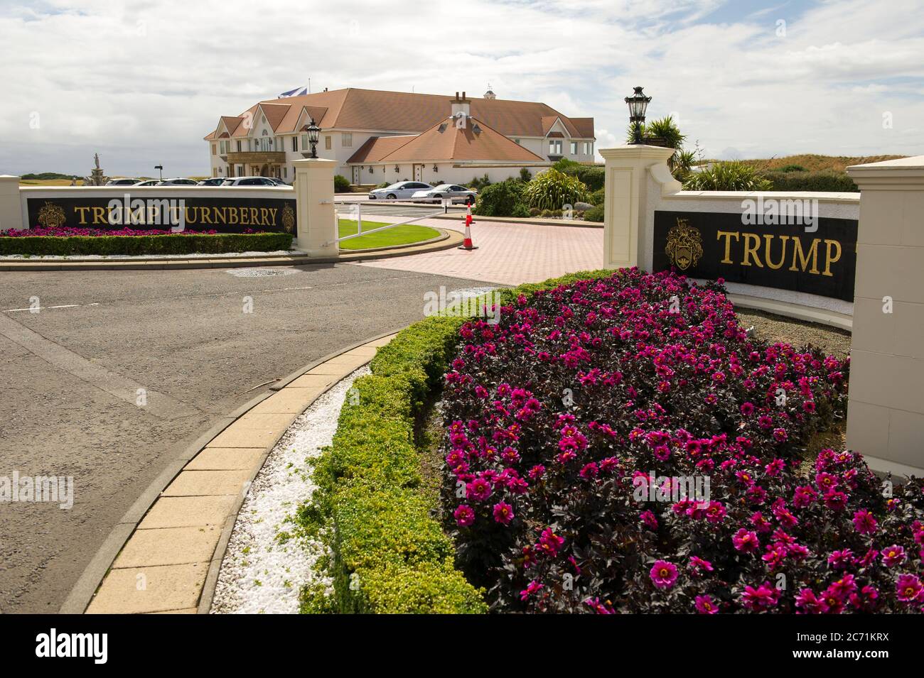 Turnberry, Scozia, Regno Unito. 13 luglio 2020. Nella foto: Sono stati fatti nuovi inviti a indagare sui rapporti commerciali di Trump dopo che il resort Trump Turnberry sta cercando di espandere il resort e di costruire un nuovo sviluppo sulla terra circostante a ovest del complesso alberghiero. Credit: Colin Fisher/Alamy Live News Foto Stock