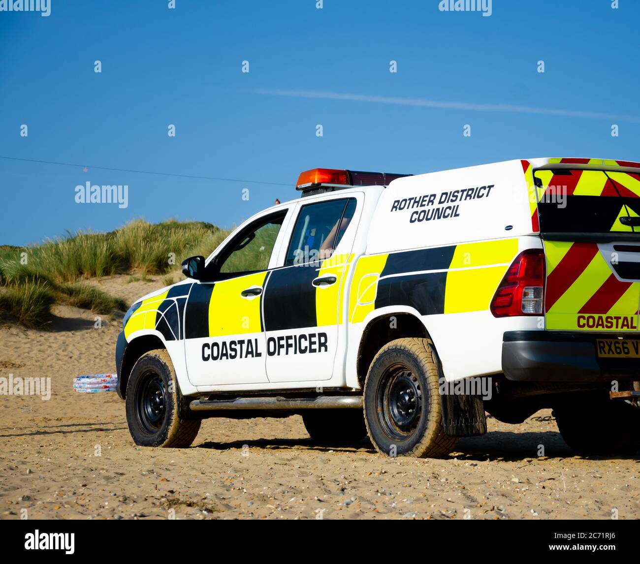 Coastal Rother District Council a Camber Sands Beach in Inghilterra Foto Stock