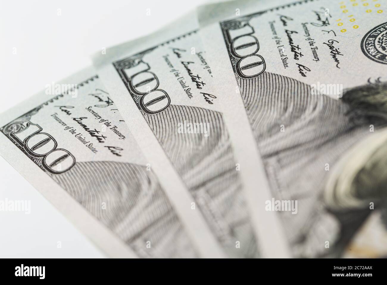 Mandala caleidoscopio dal denaro. Abstract denaro sfondo pattern raster ripetere mandala cerchio. Su sfondo bianco. Foto Stock