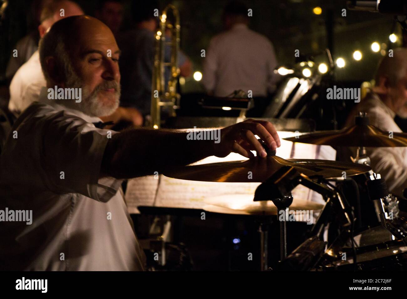 Appunti e strumenti musicali, simboli e note musicali classici Foto Stock