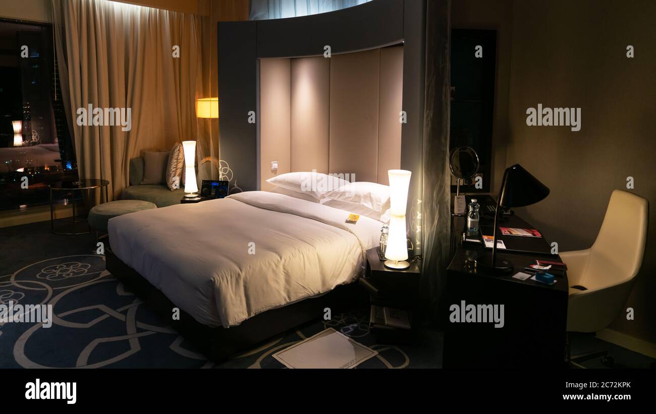 Doha, Qatar - Febbraio 2019: W stanza d'albergo in Qatar Foto Stock