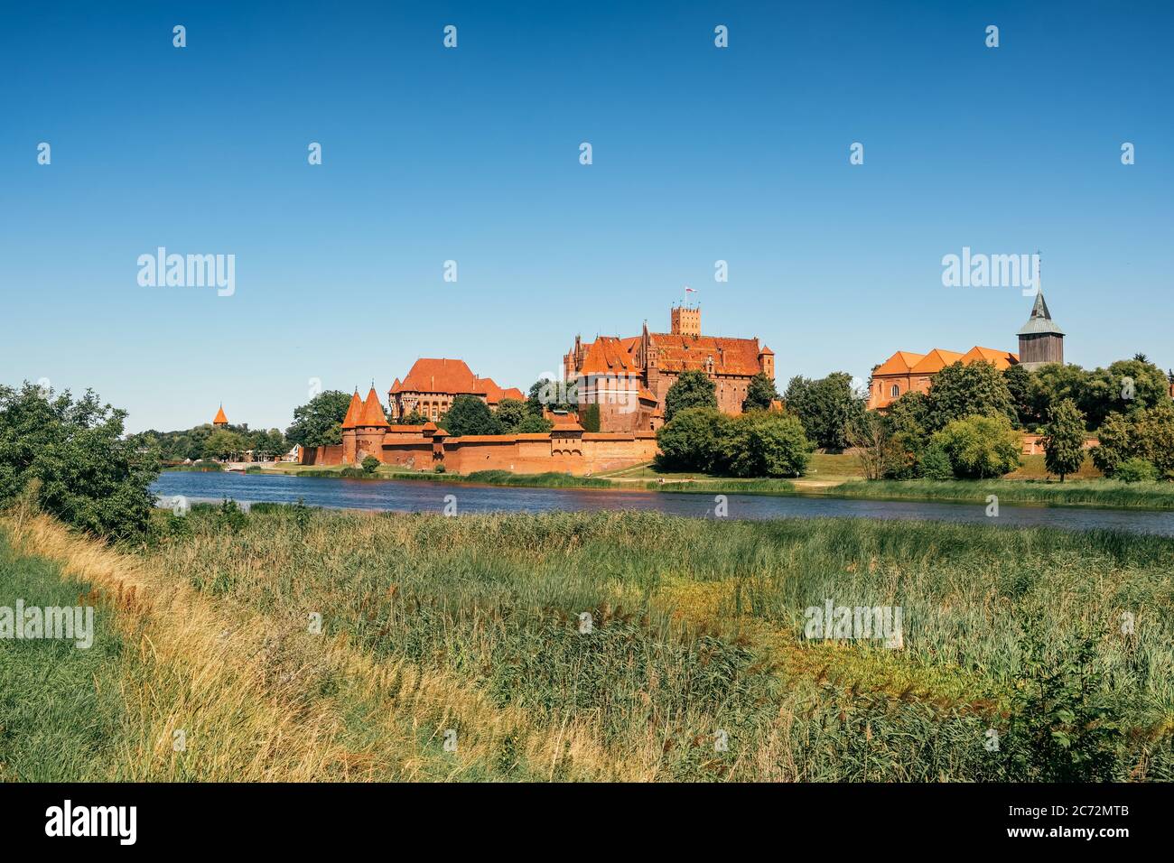 Castello teutonico in Malbork o Marienburg ad estate in Polonia Foto Stock